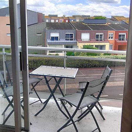 Appartement Au Pied De La Plage - Balcon - Parking Courseulles-sur-Mer Exterior foto
