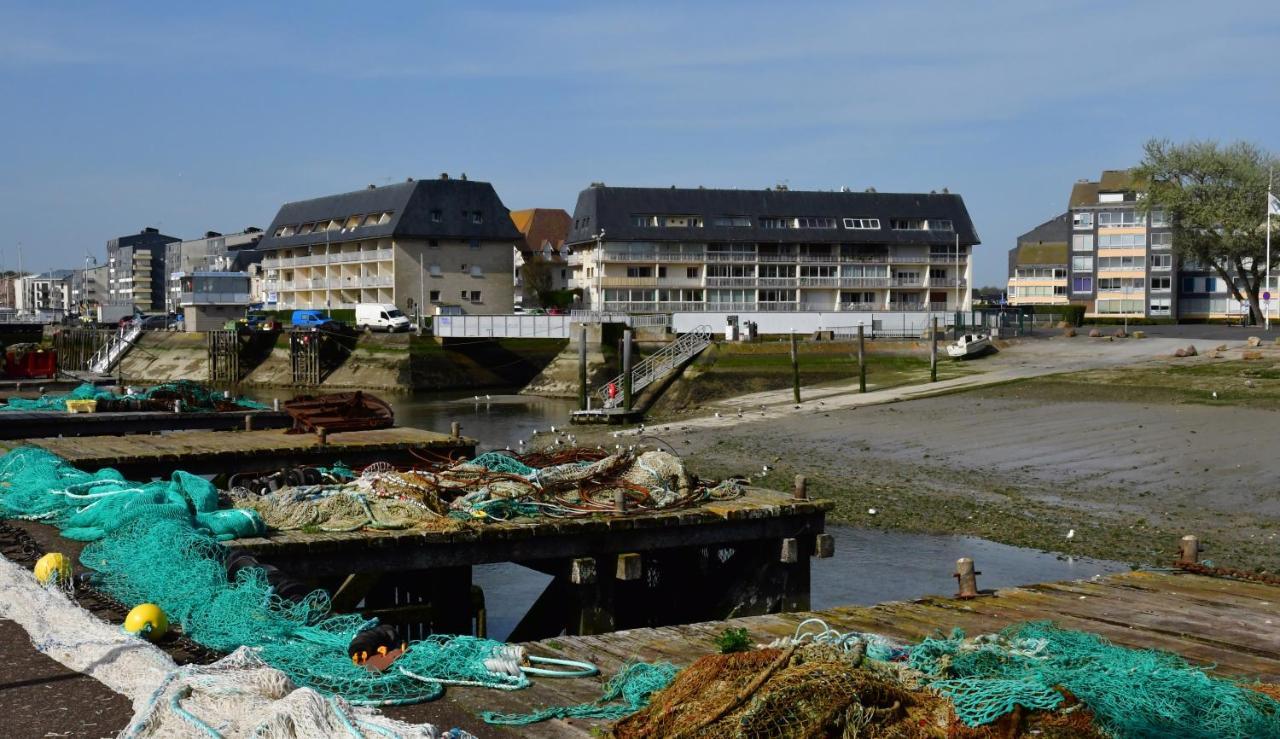 Appartement Au Pied De La Plage - Balcon - Parking Courseulles-sur-Mer Exterior foto